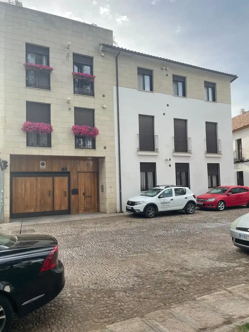 Vista exterior de Piso en venta en Córdoba con Aire acondicionado y Balcón