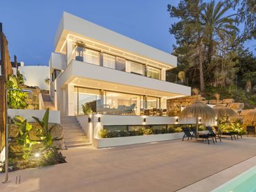 Casa con piscina en venta en Marbella Centro
