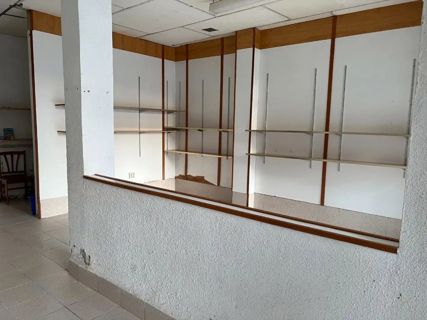 Business premises for sale in Carrer d'Alfredo Kraus 17, imagen 3