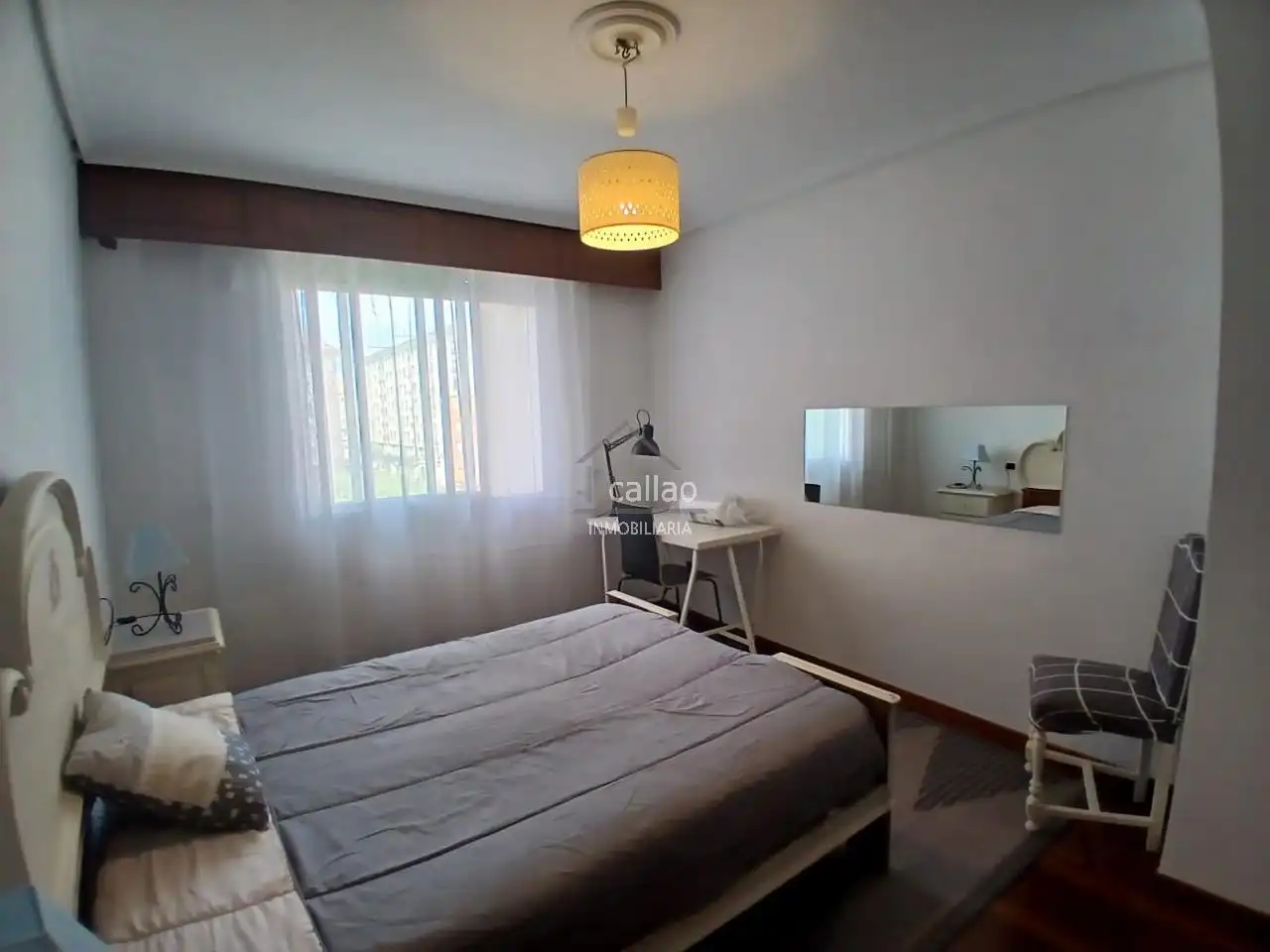 Bedroom of Flat for rent in Ferrol  with Heating, Parquet flooring and Furnished