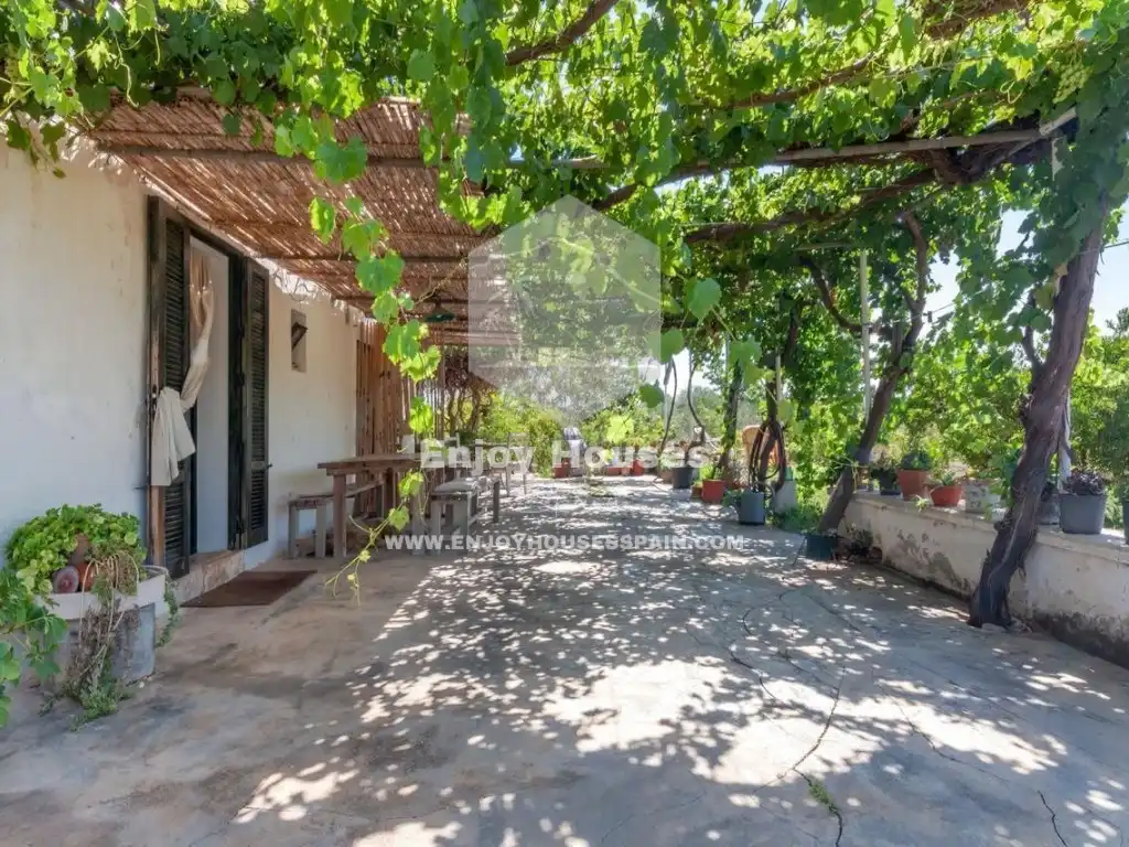 Houses for sale in Montgó - Ermita
