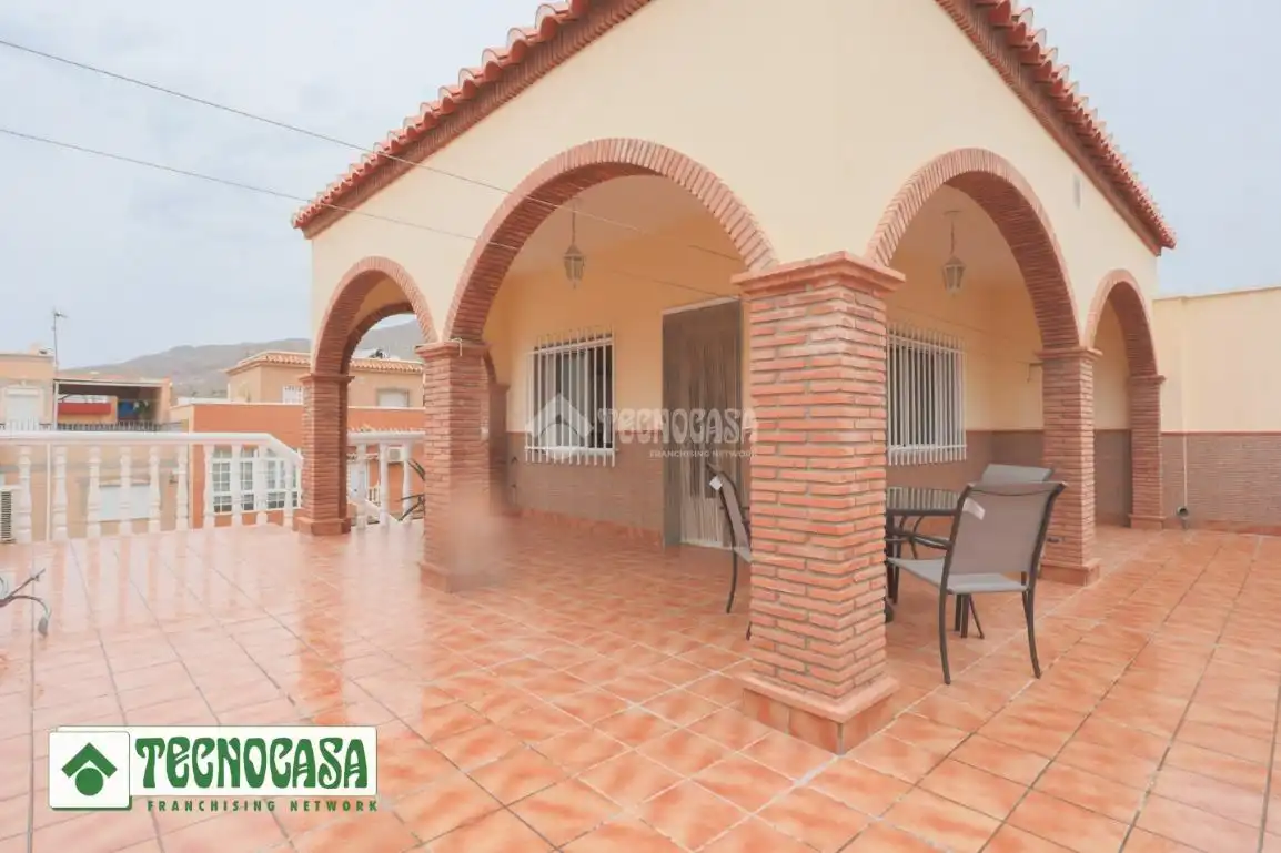 Semi-detached house with terrace for sale in Adra, imagen 32