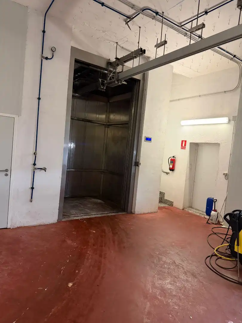Nau industrial amb ascensor en venda a Calle Murcia, imagen 15