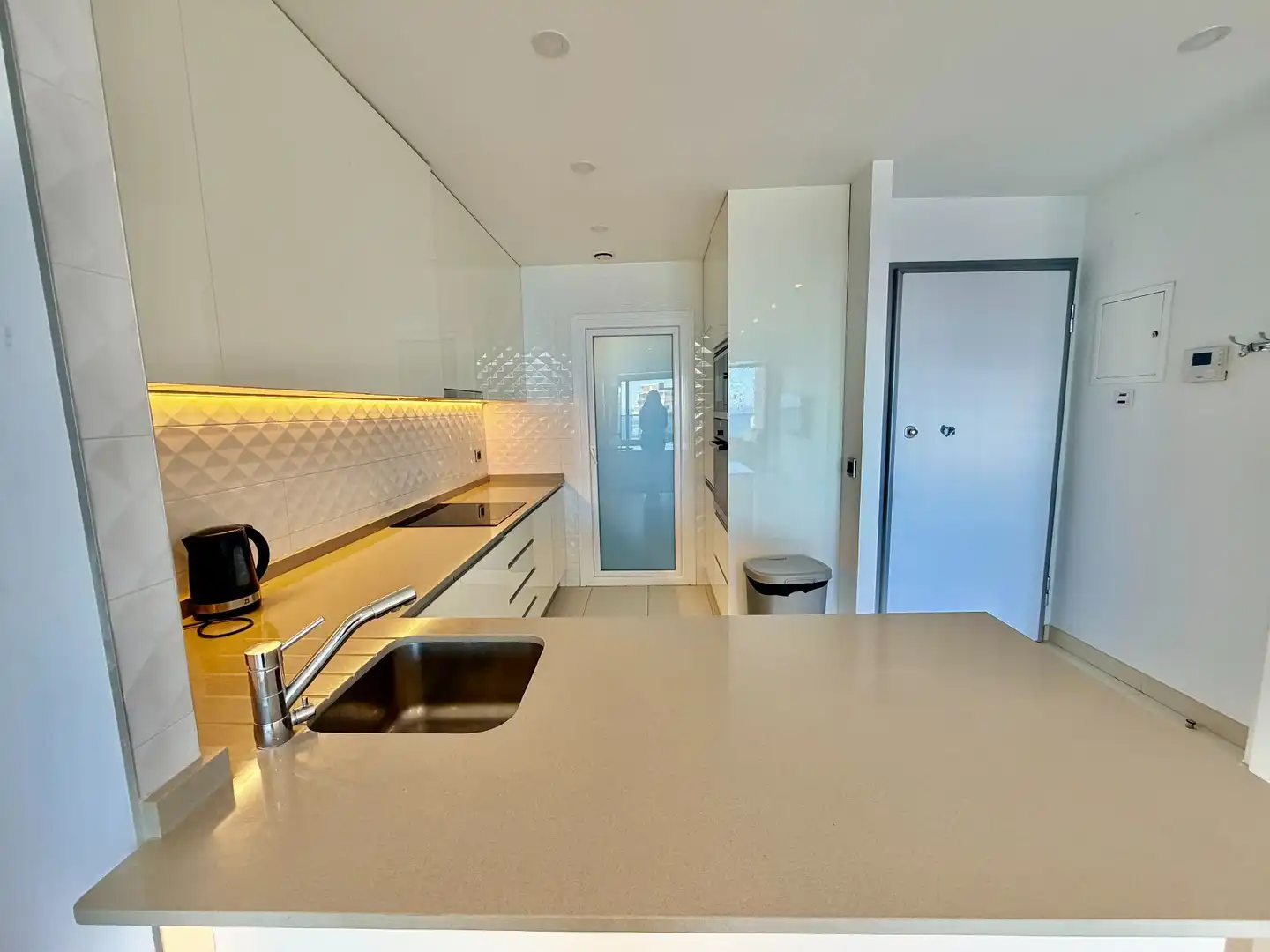 Apartment with pool for sale in Playa de Poniente, imagen 18