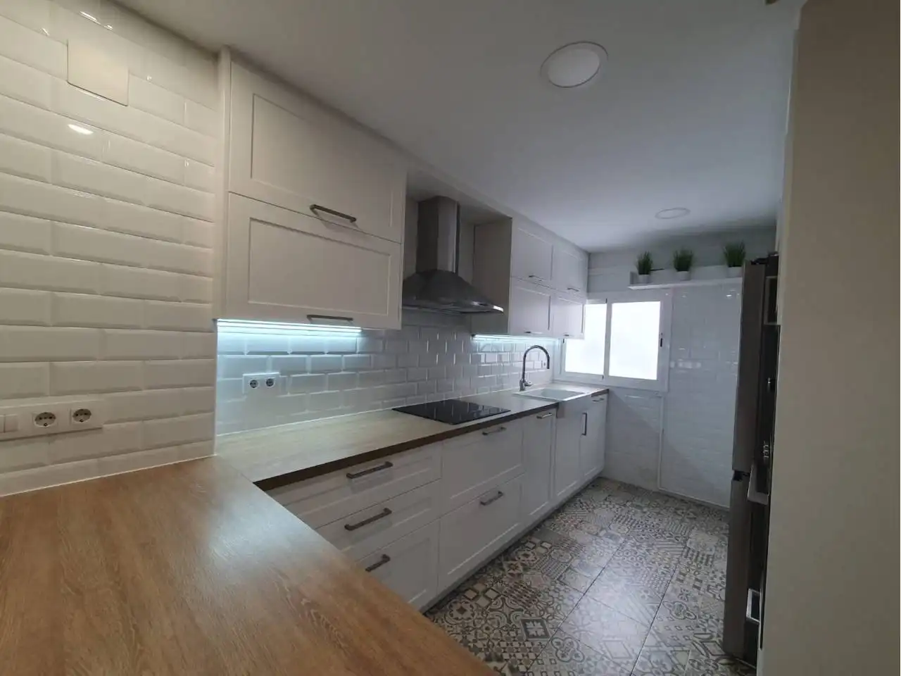 Cocina de Piso de alquiler en Badajoz con Aire acondicionado, Calefacción y Parquet