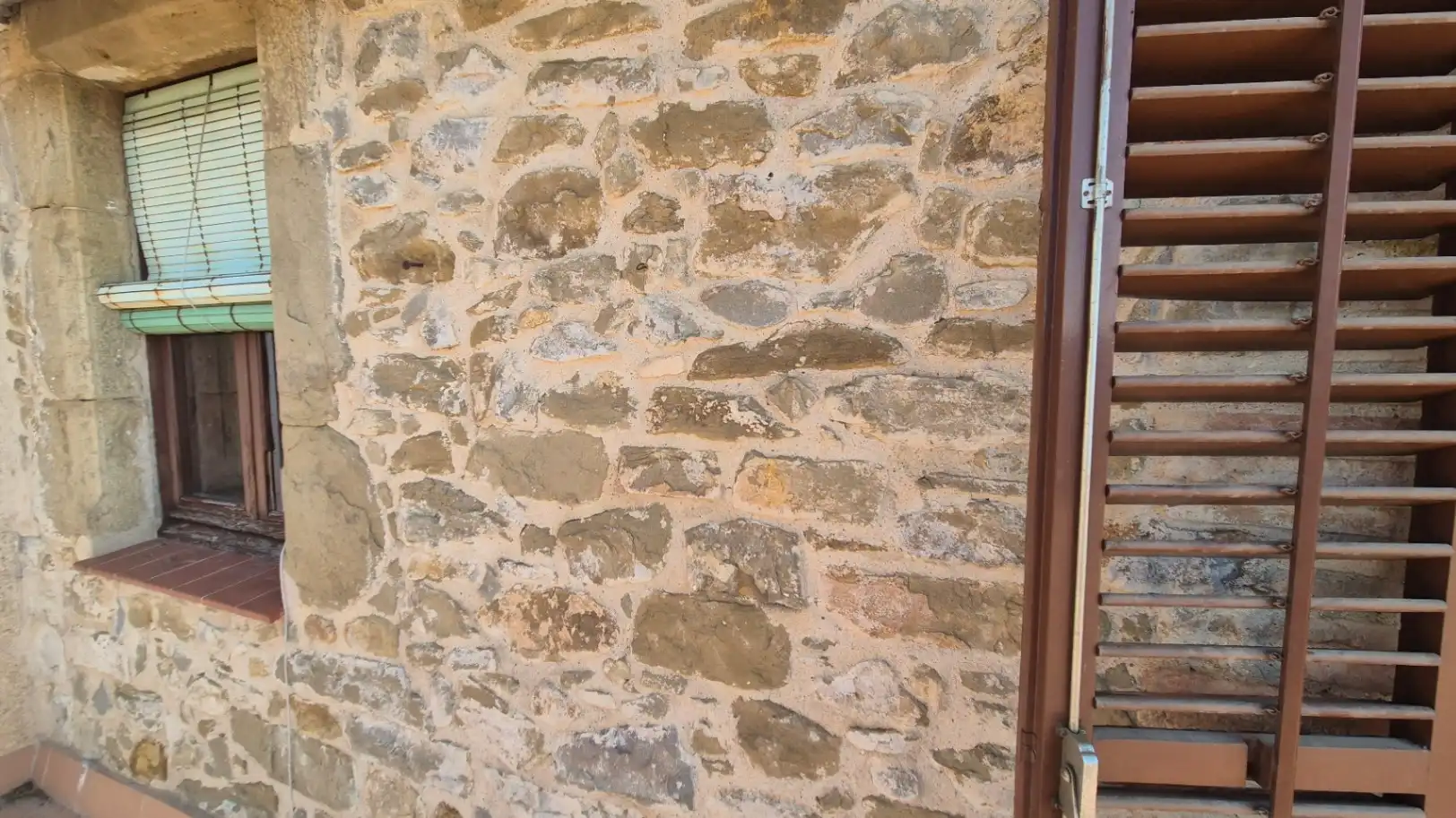 Country homes for sale in Jafre  with Heating, Private garden and Terrace