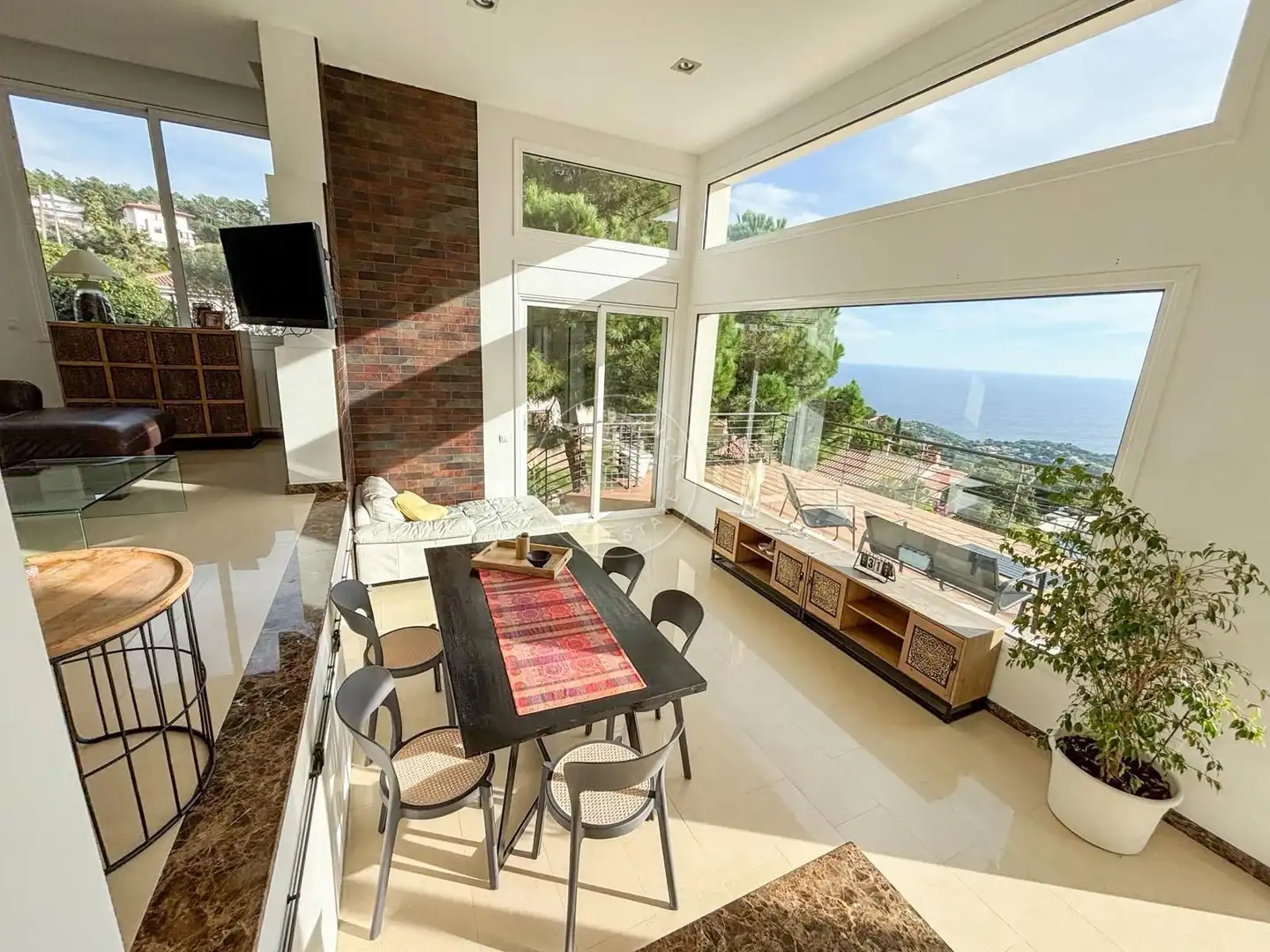 Sala de estar de Casa o chalet en venta en Lloret de Mar con Aire acondicionado, Calefacción y Jardín privado