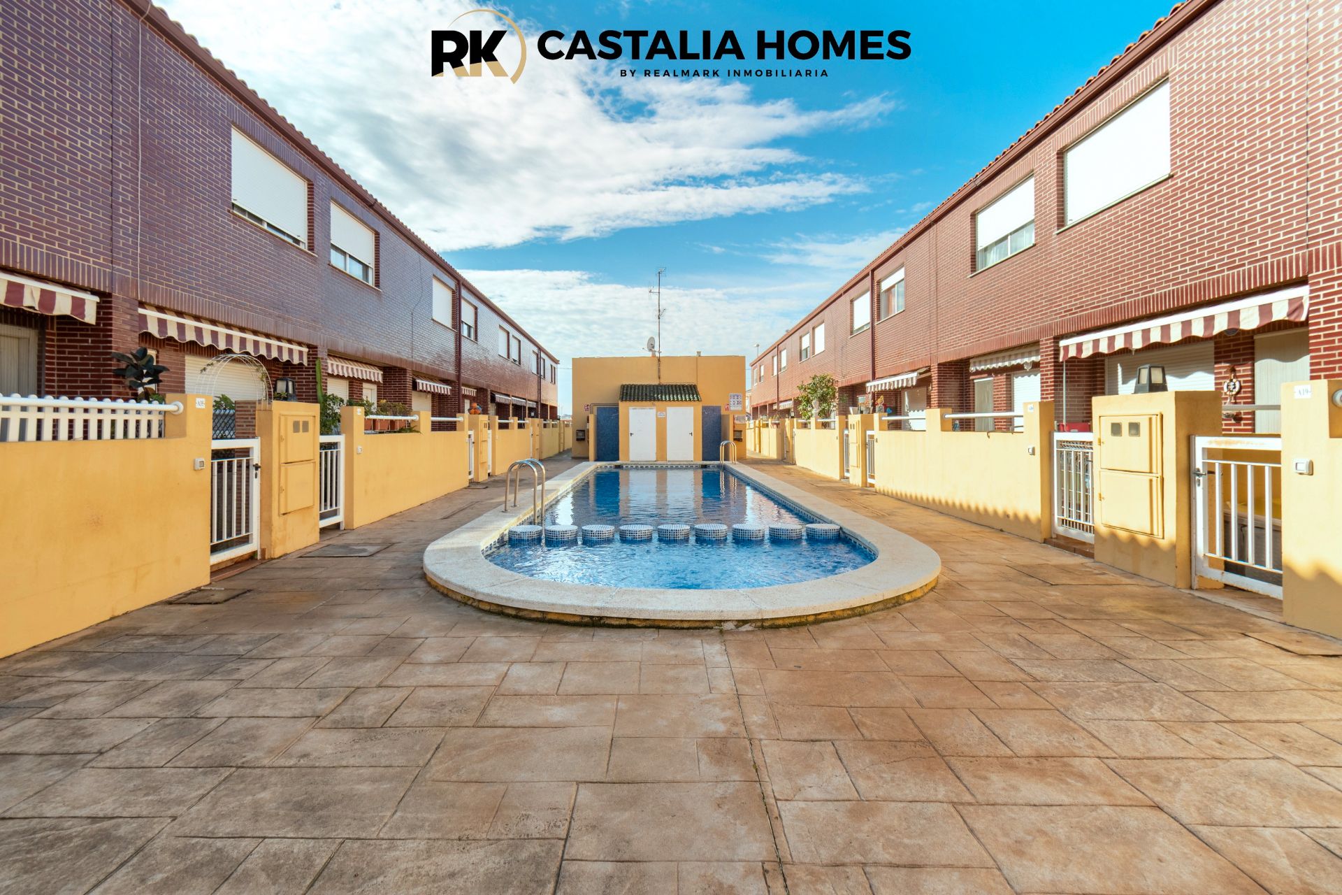 Exterior view of Single-family semi-detached for sale in Almazora / Almassora  with Air Conditioner, Heating and Parquet flooring