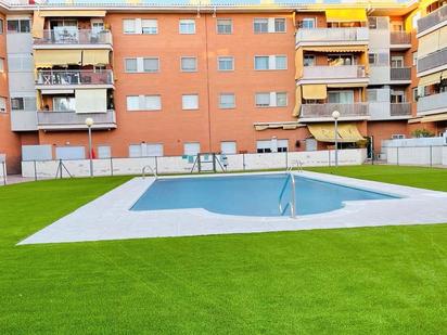 Swimming pool of Flat for sale in Canovelles  with Balcony