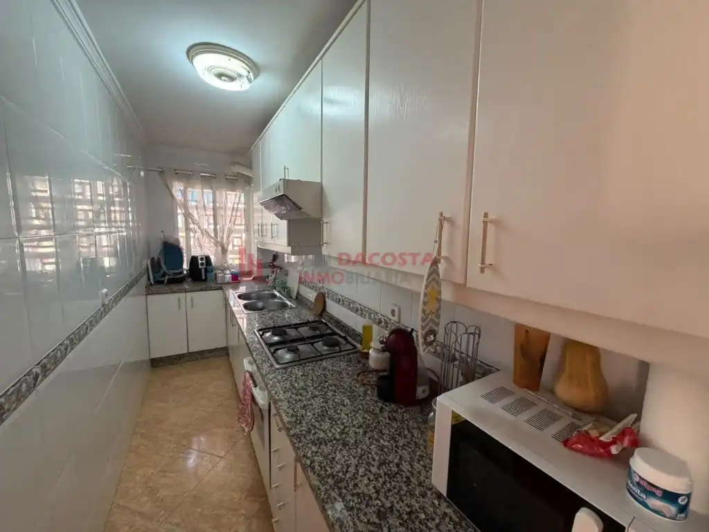 Apartament amb ascensor en venda a Avenida Huelva Antilla, imagen 2