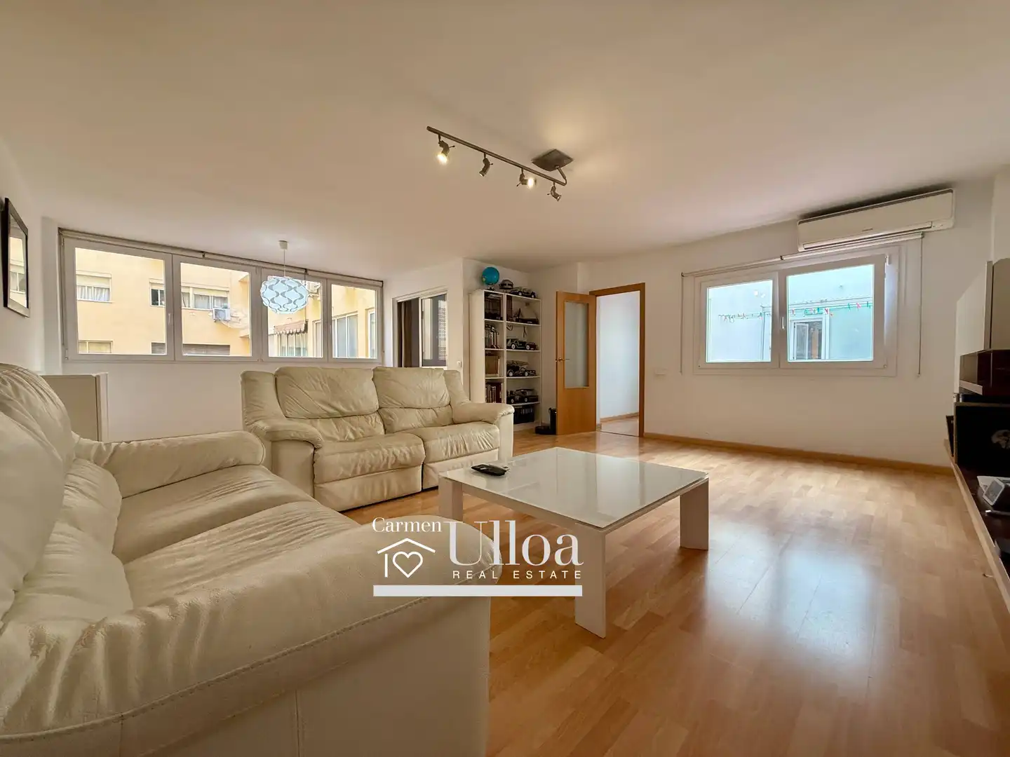 Piso en venta en Avenida del Doctor Ramón y Cajal, 8, Ensanche - Diputación, Centro