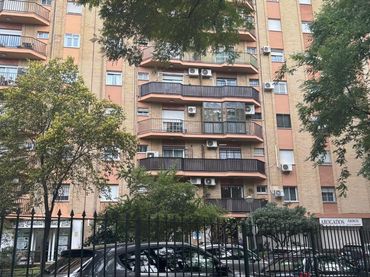 Pis amb balcó en venda a Avenida ALCALDE JUAN FERNANDEZ
