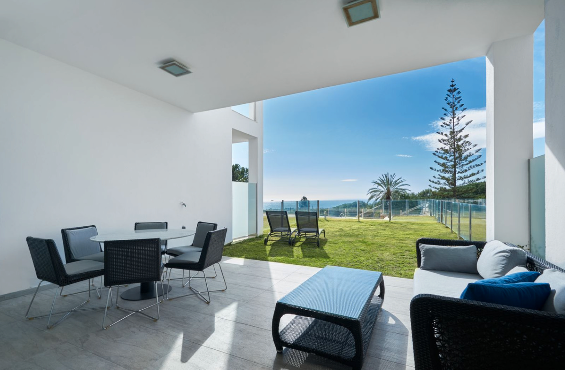 Terrace of Single-family semi-detached to rent in Marbella  with Air Conditioner, Private garden and Furnished
