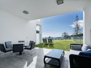 Reihenhaus mit Pool zur Miete in Milla de Oro