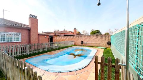 Foto 2 de Casa o xalet en venda a Calle Enebro, Galápagos, Guadalajara