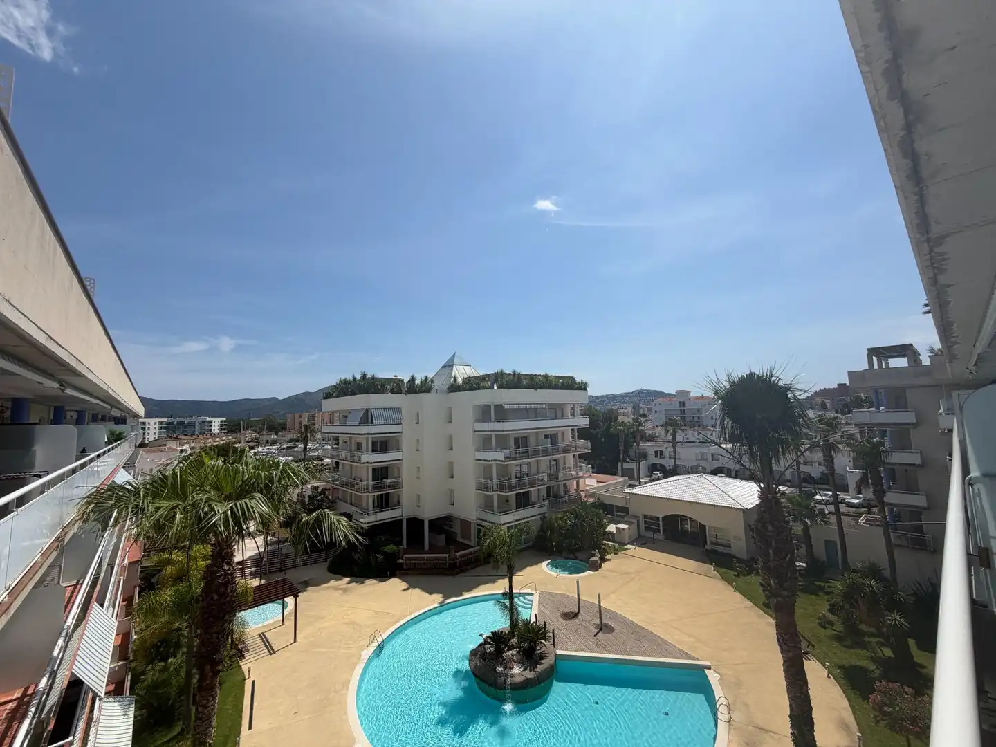 Piscina de Ático en venta en Roses con Aire acondicionado, Parquet y Terraza