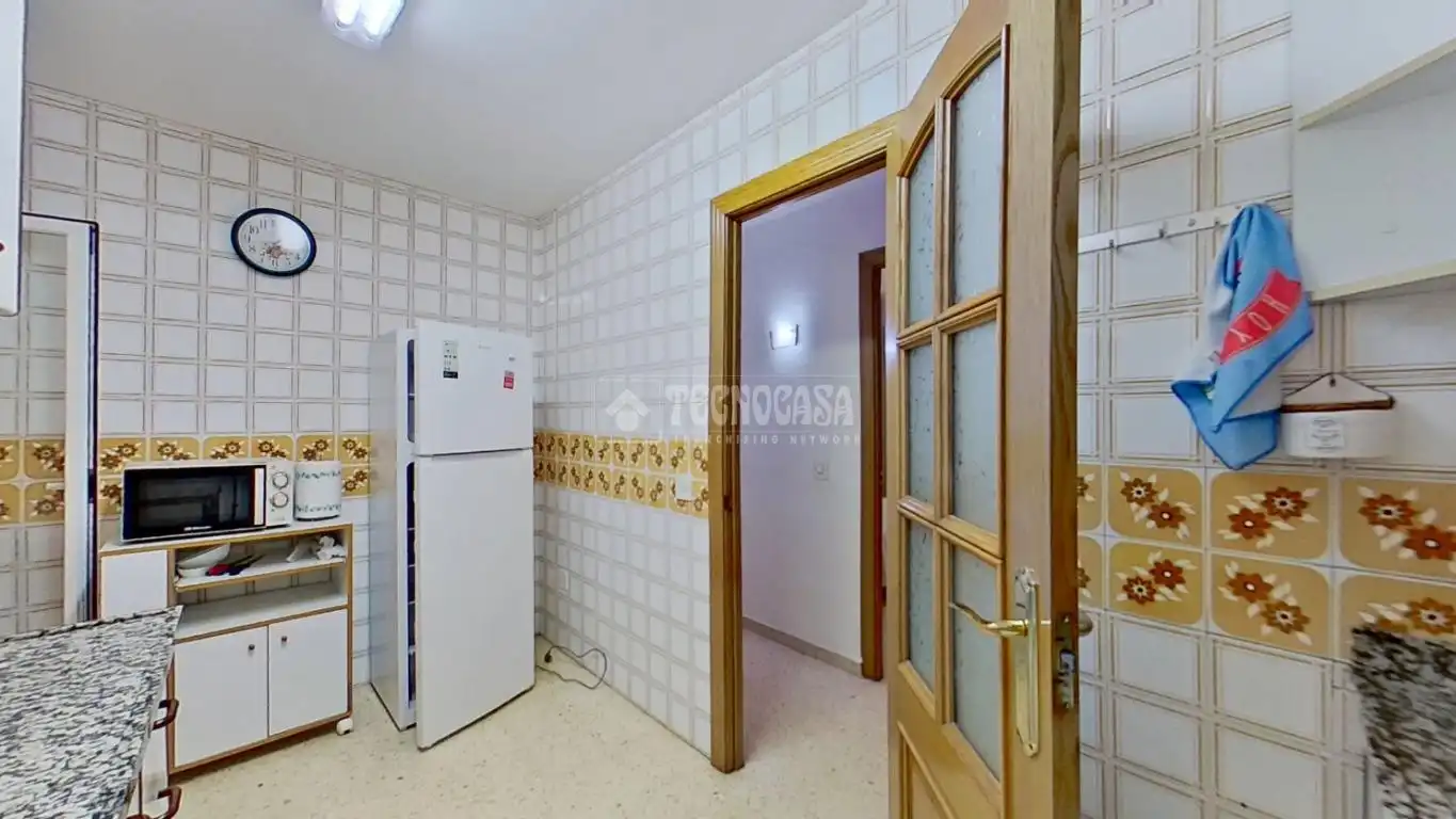 Bedroom of Flat for sale in Manresa  with Air Conditioner, Heating and Balcony