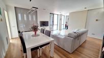 Living room of Flat for sale in Sabadell  with Air Conditioner, Parquet flooring and Terrace