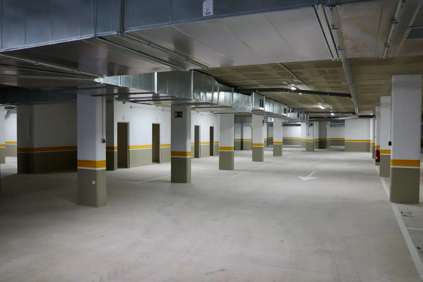 Parkplatz von Garage zur Miete in Elche / Elx