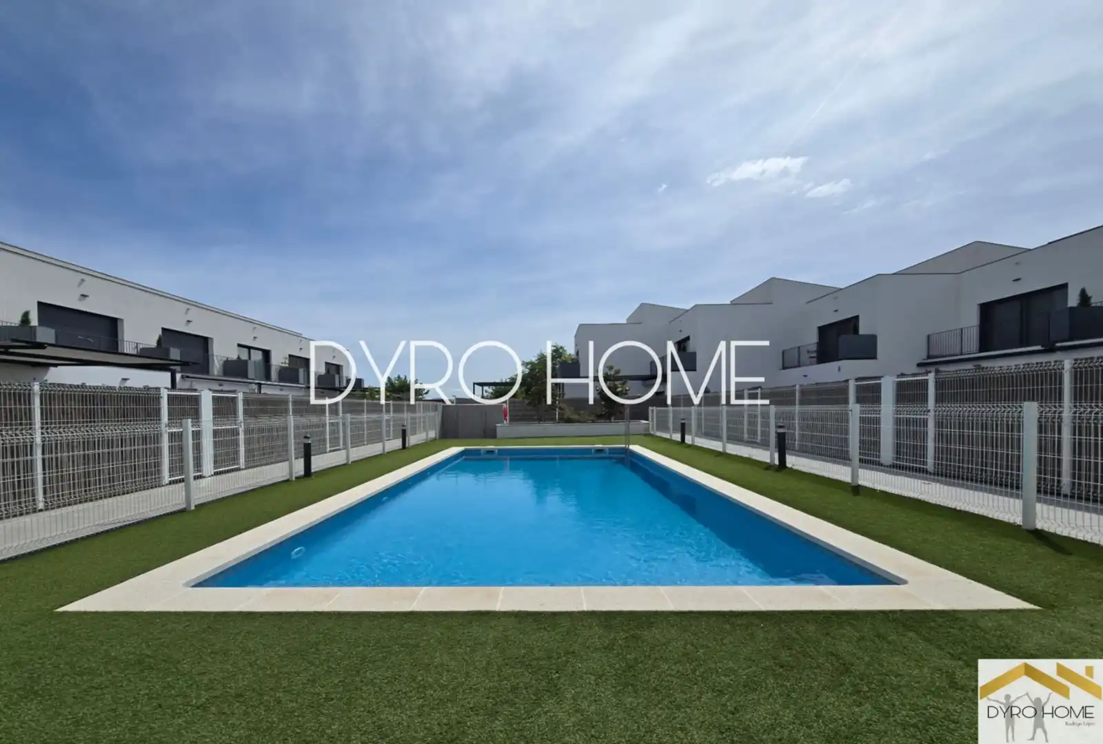 Piscina de Casa adosada en venta en Les Cabanyes con Aire acondicionado, Calefacción y Jardín privado