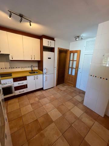 Piso en Venta en Calle Poeta Agustín Ruano, 8 en Martiricos - La Roca - La Rosaleda