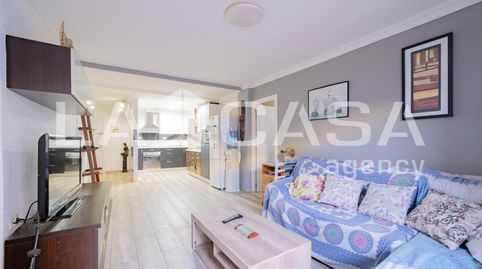 Foto 2 de Piso en venta en La Torre, Valencia Capital