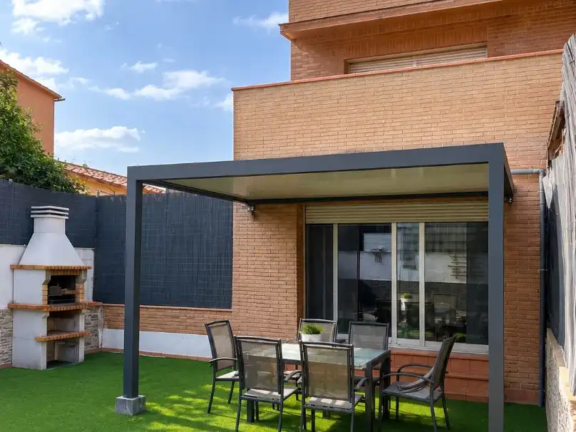 Casa a schiera con giardino in vendita a Poblet 10