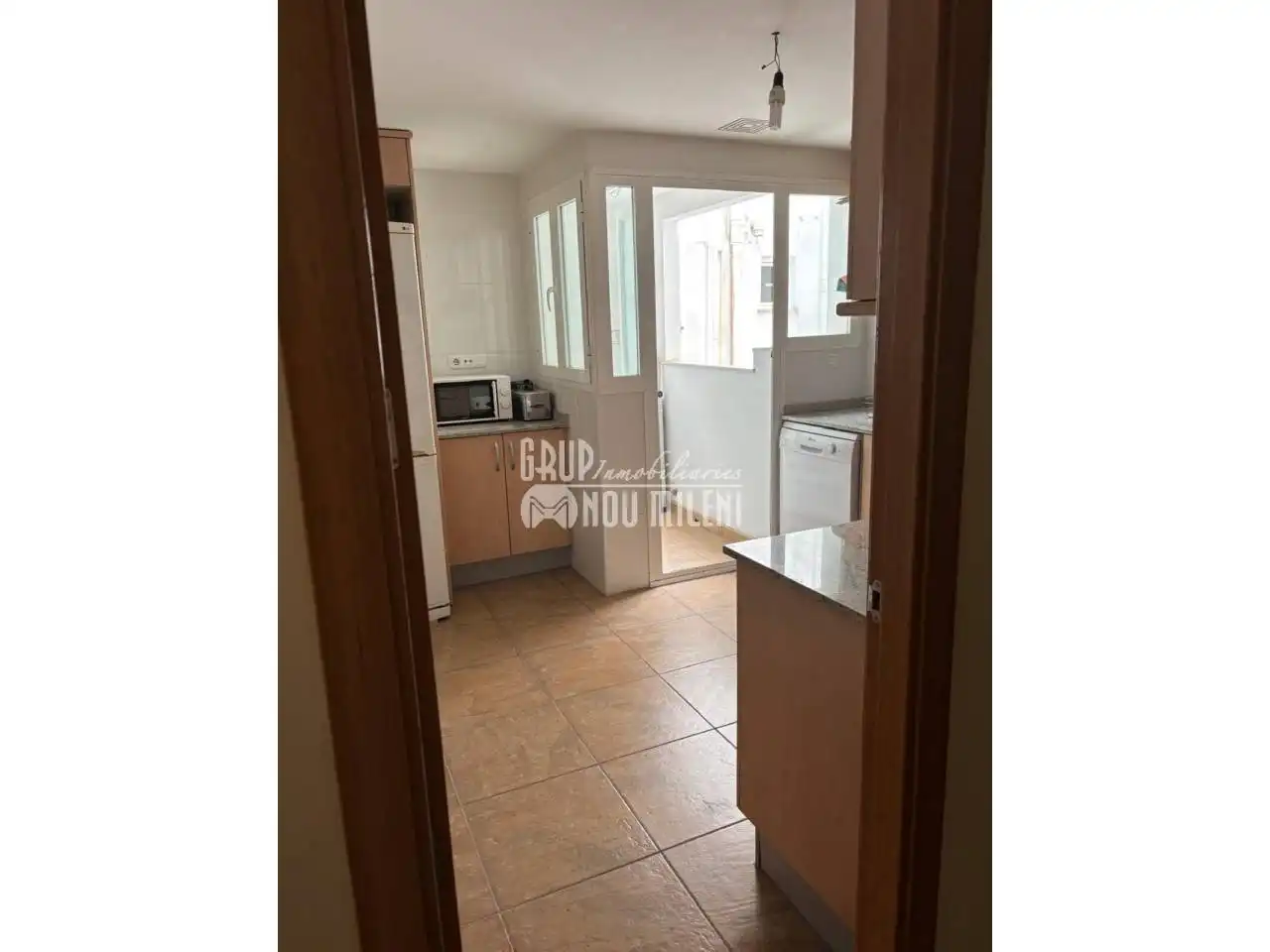Küche von Wohnung zur Miete in Catarroja mit Klimaanlage, Abstellraum und Balkon