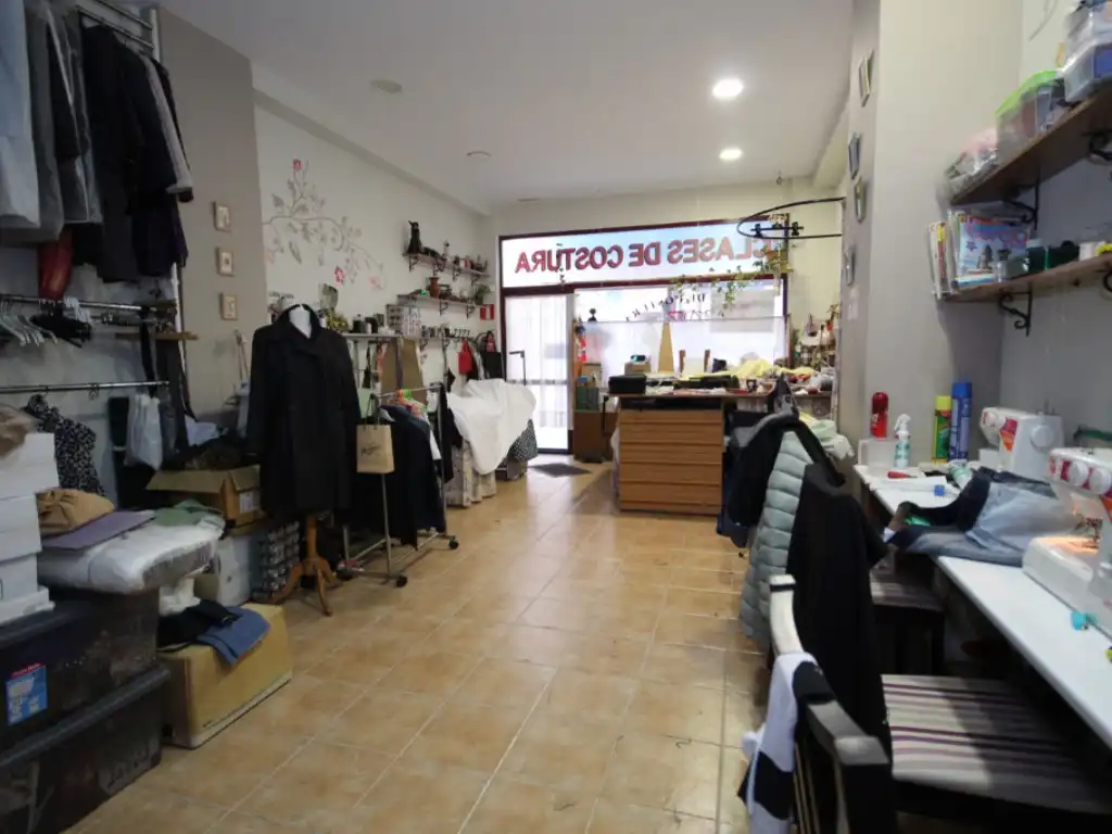 Local en venta en Calle Azkuene, Pasaia