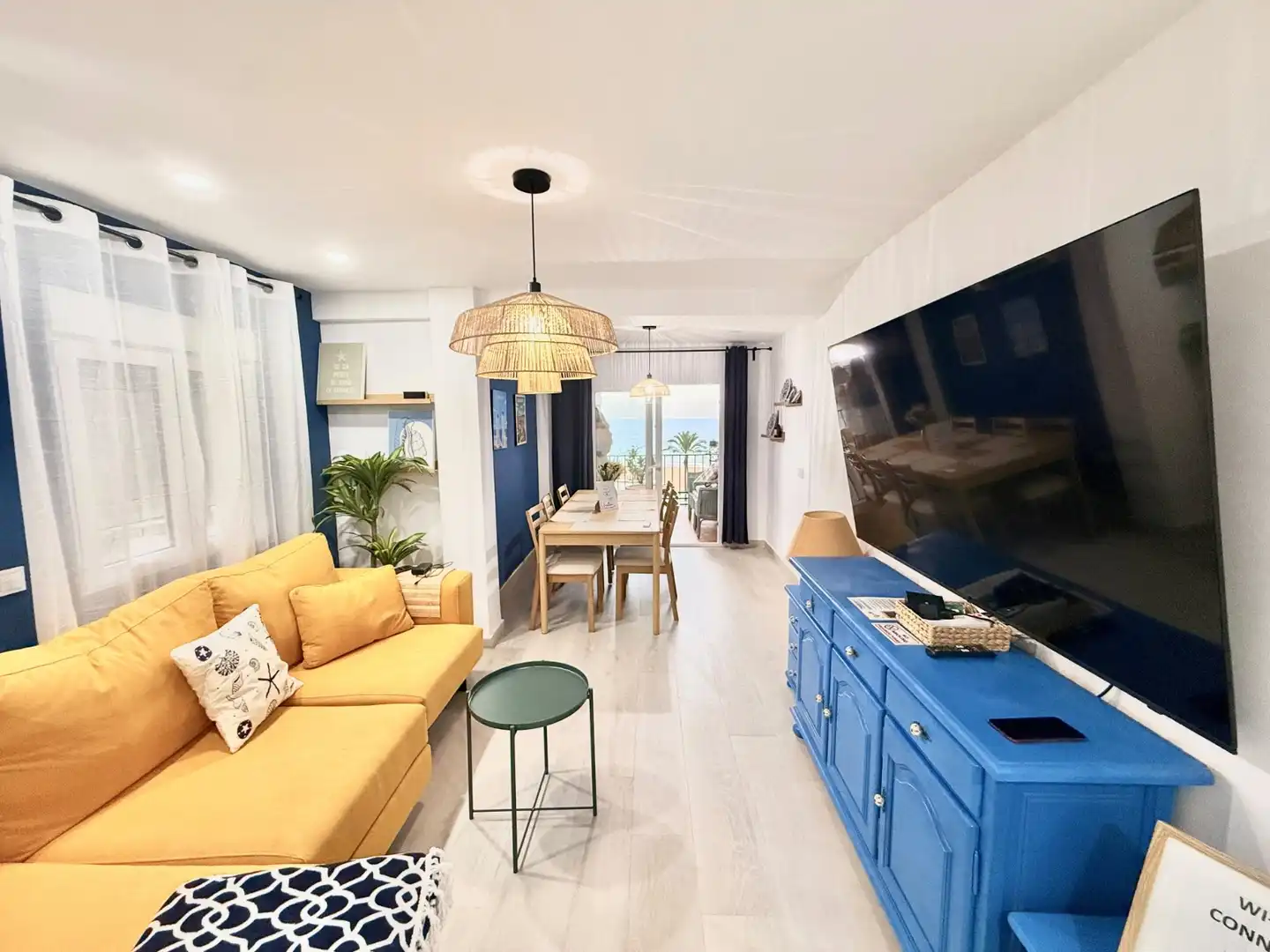 Apartments for rent in Playa Levante