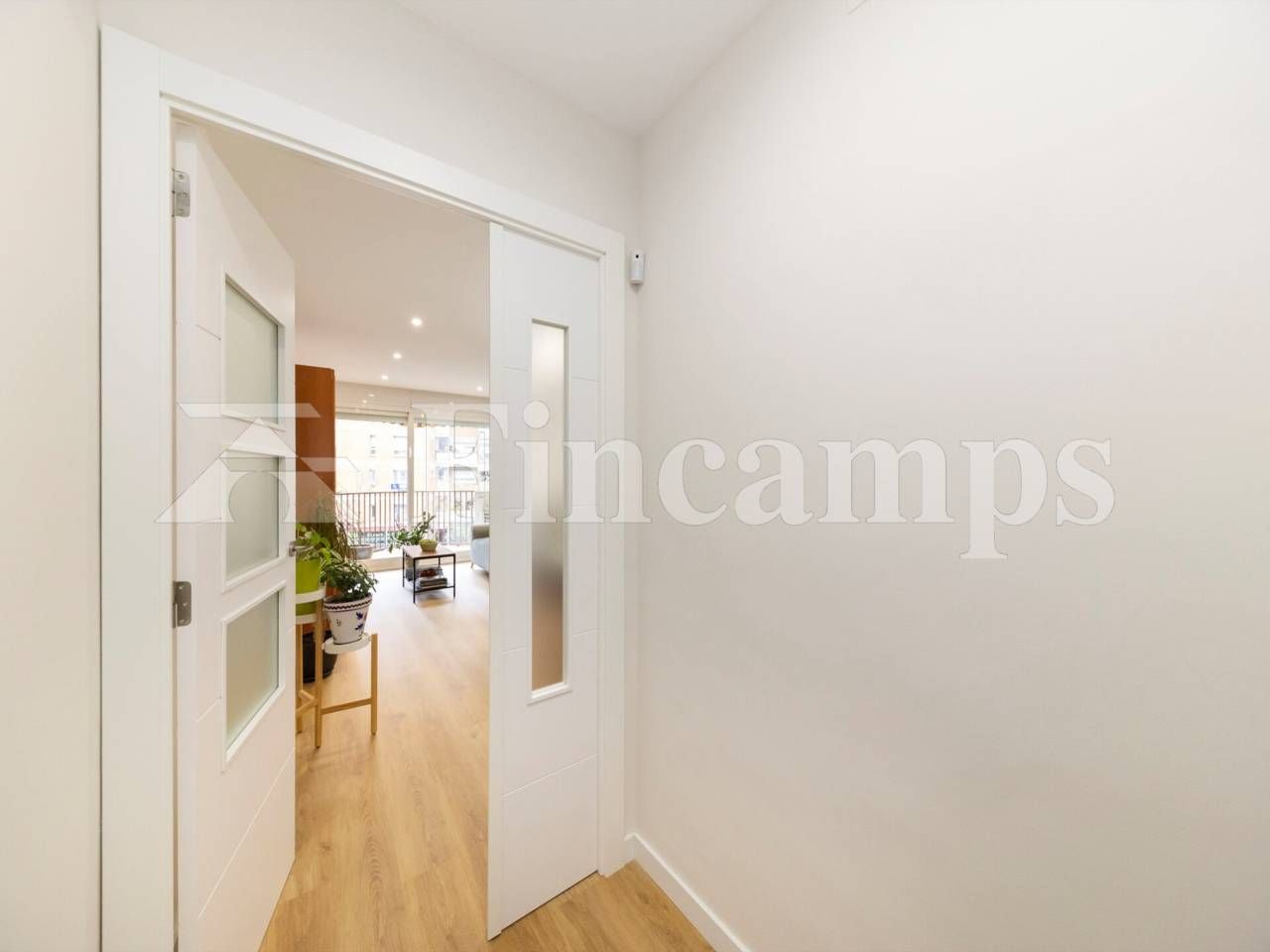 Piso en venta en Sabadell con Aire acondicionado, Calefacción y Parquet