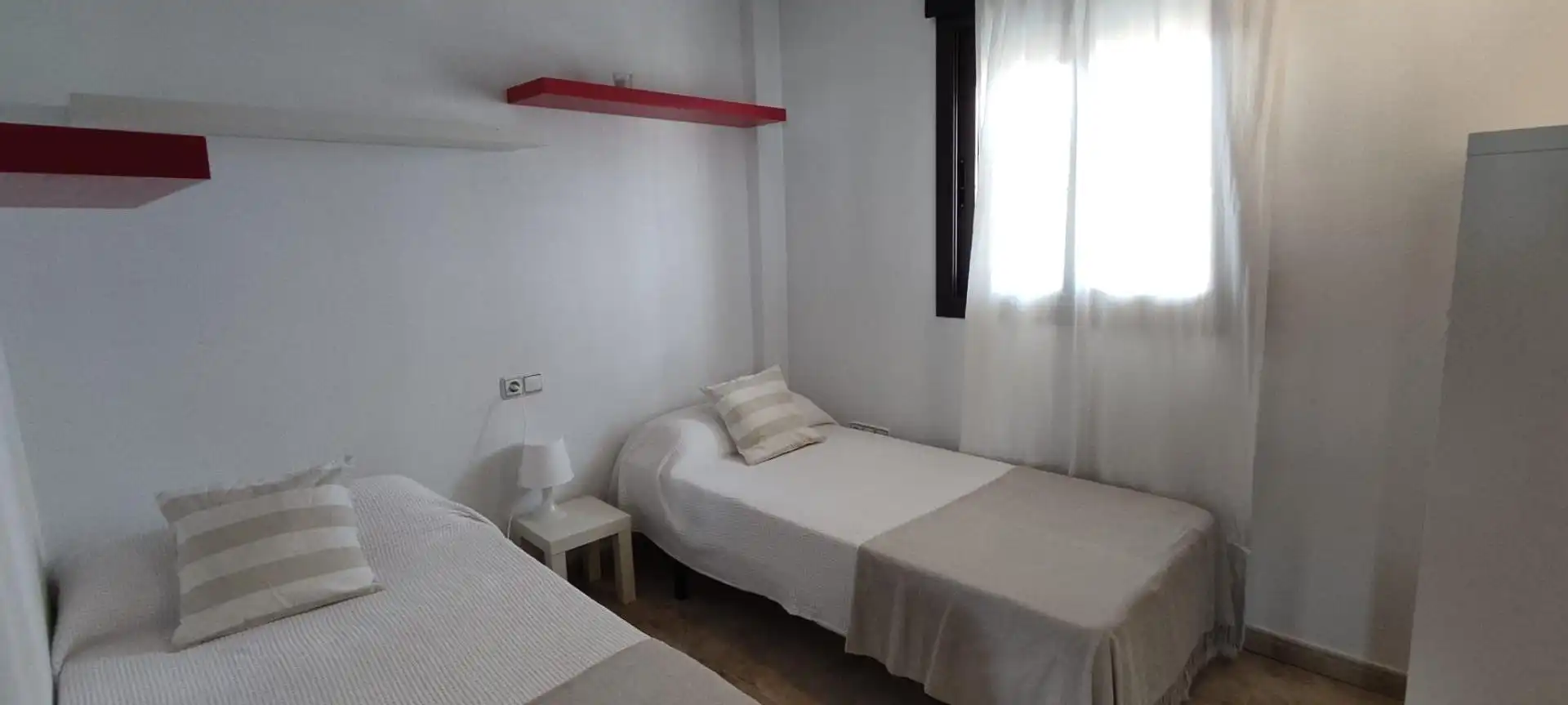 Apartment with terrace to rent in Los Arenales del Sol, imagen 12
