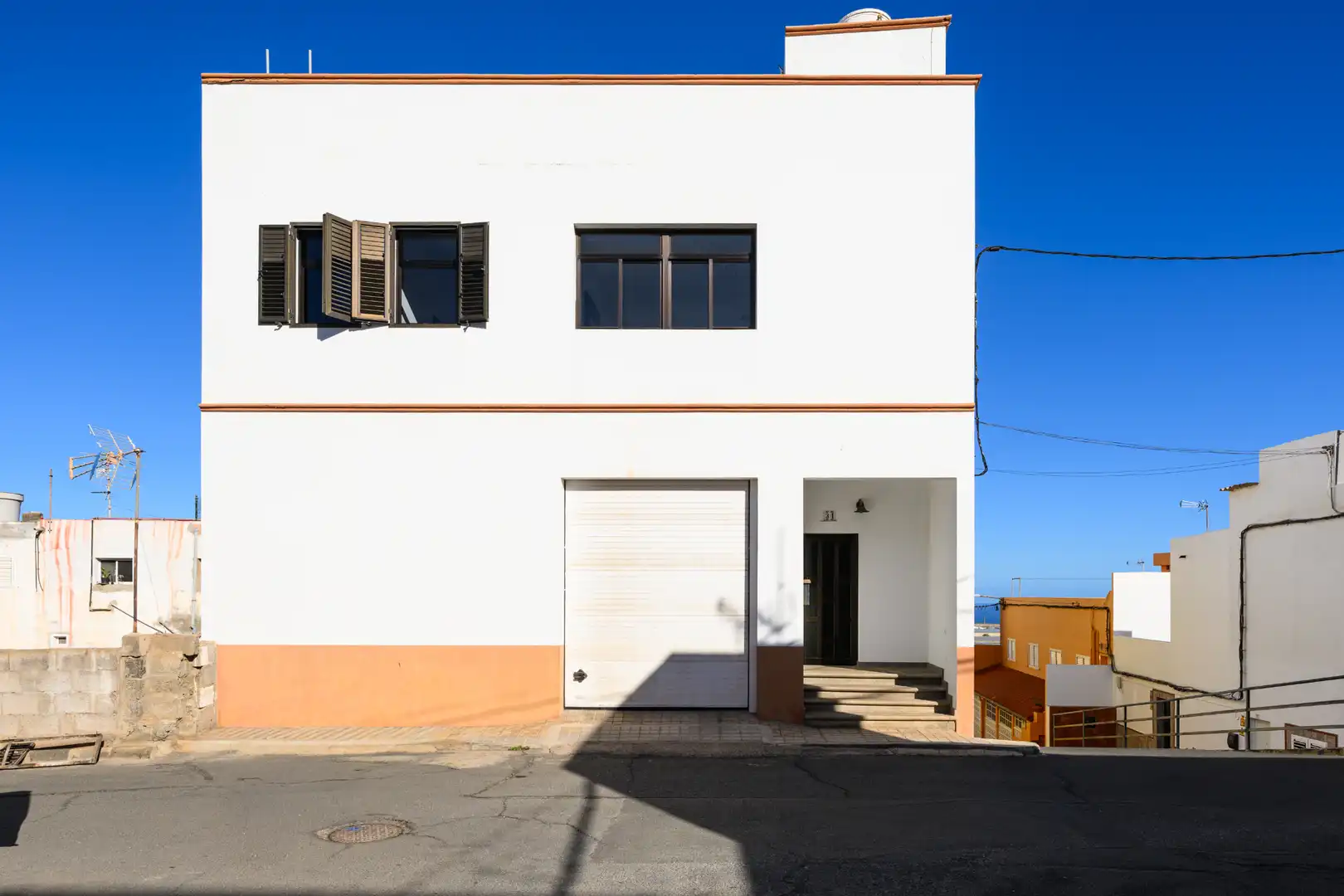 Exterior view of Houses for sale in Gáldar  with Terrace and Balcony