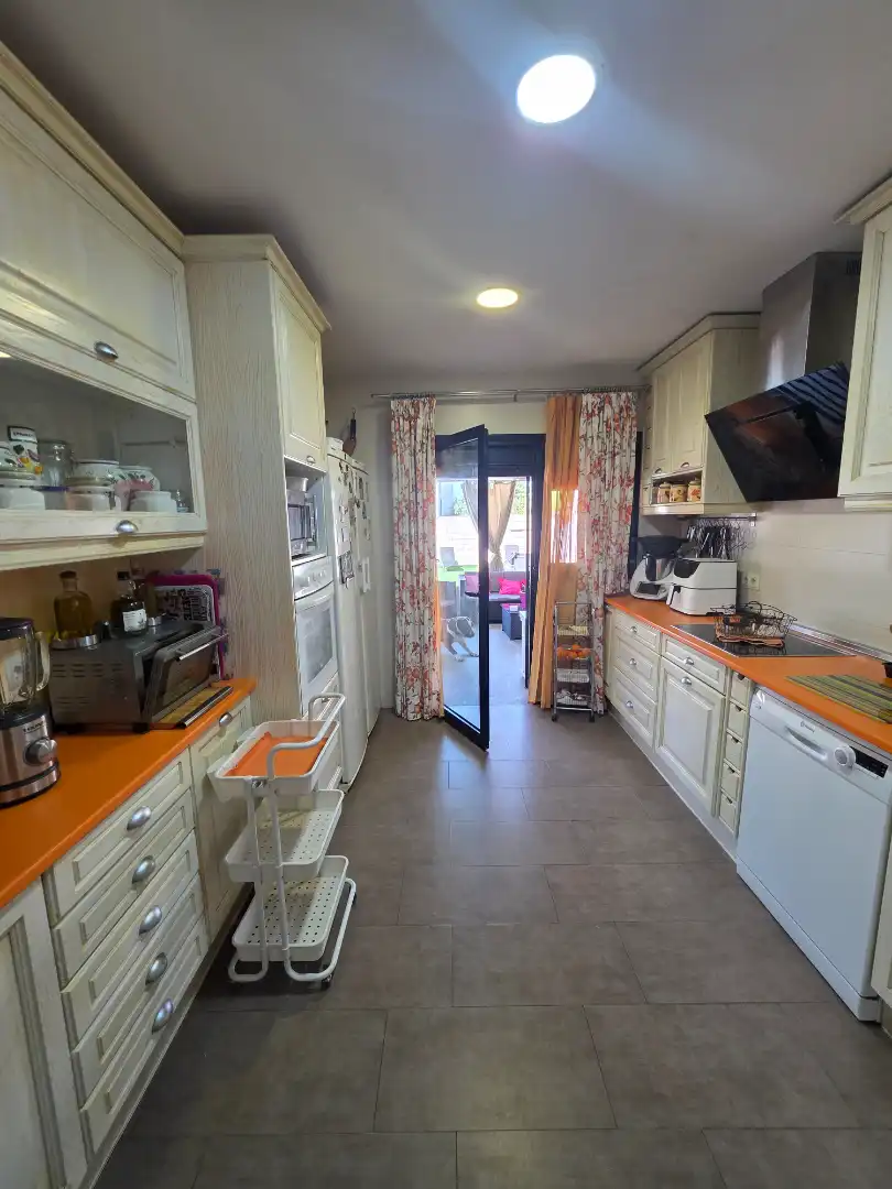 Kitchen of Houses for sale in Griñón  with Air Conditioner, Heating and Private garden