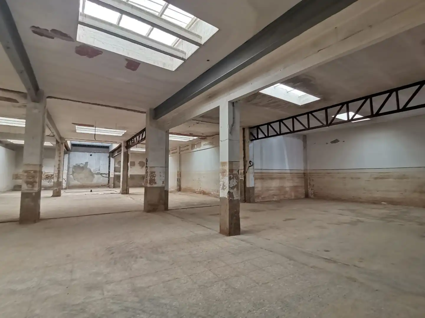 Nave industrial en venta en Benetússer