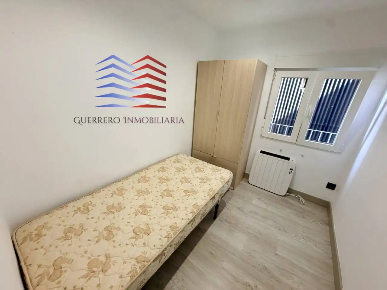 Bedroom of Flat for rent in Ourense Capital   with Heating, Storage room and Furnished