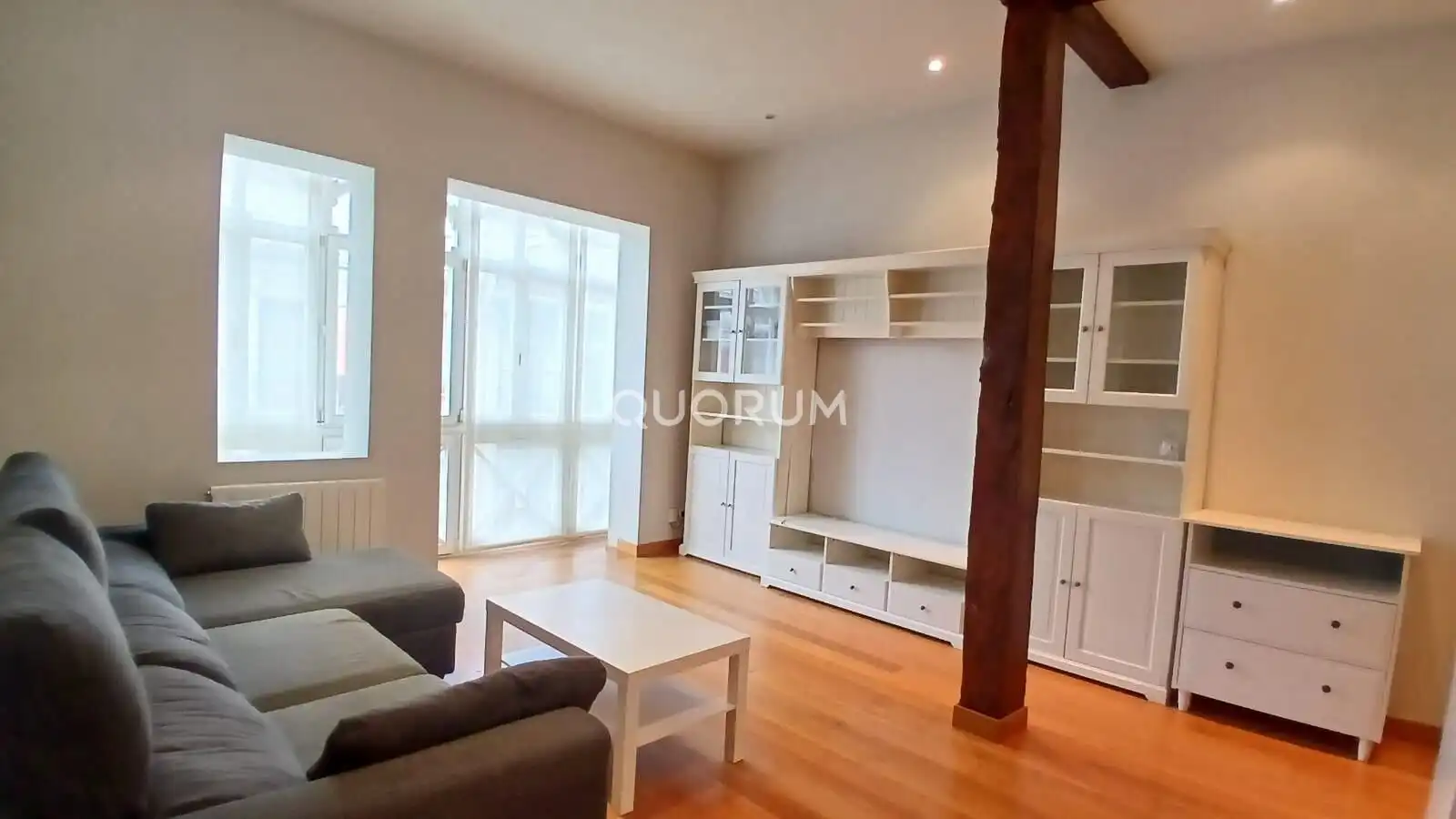 Wohnzimmer von Wohnung zum Verkauf in Bilbao  mit Heizung