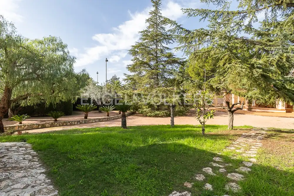 Casa o xalet en venda en Ontinyent amb Calefacció, Jardí privat i Terrassa