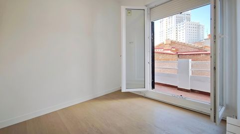 Foto 2 von Wohnung zur Miete in Calle del Limón, Universidad - Malasaña, Madrid Capital