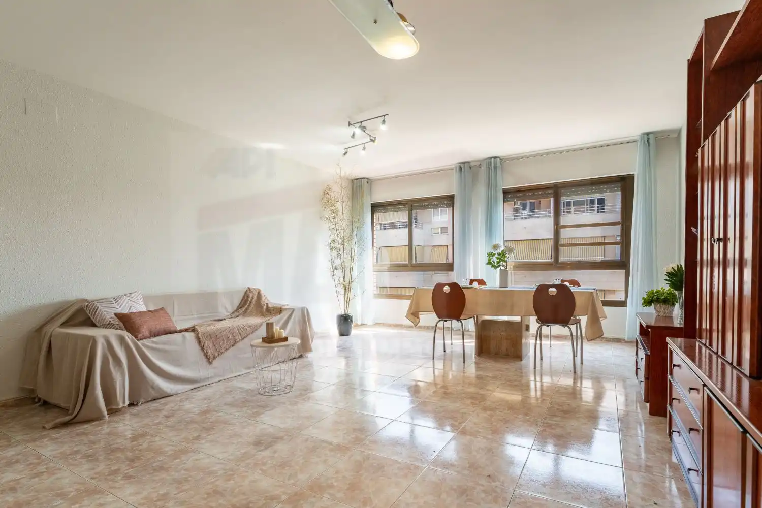 Appartamento con ascensore in vendita a Ramon J. Sender