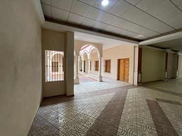 Local comercial en venda a Andújar