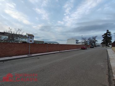 Terreno residencial en venta en Paseo de la Redonda 64