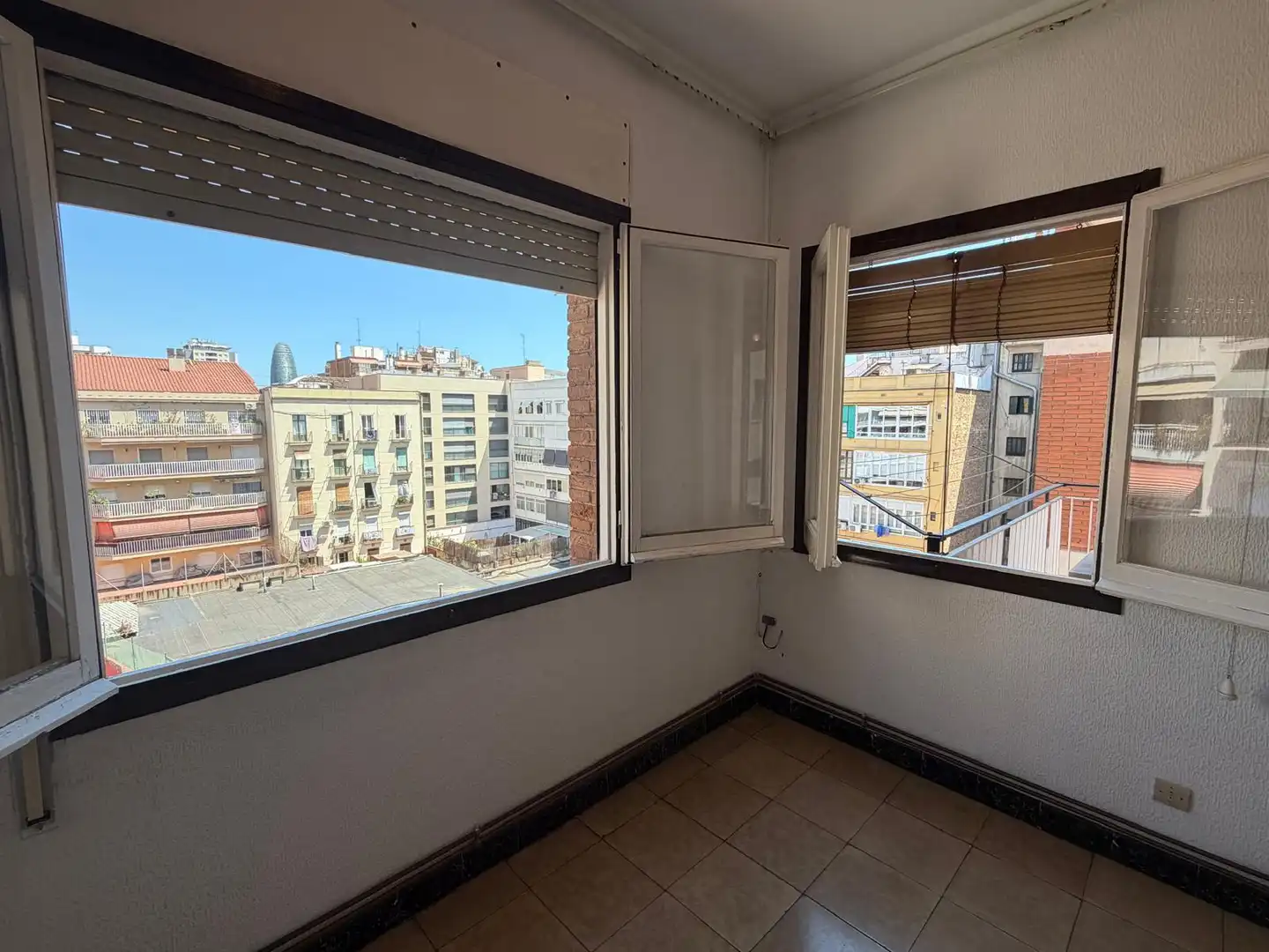 Bedroom of Flat for sale in Barcelona  with Heating and Balcony