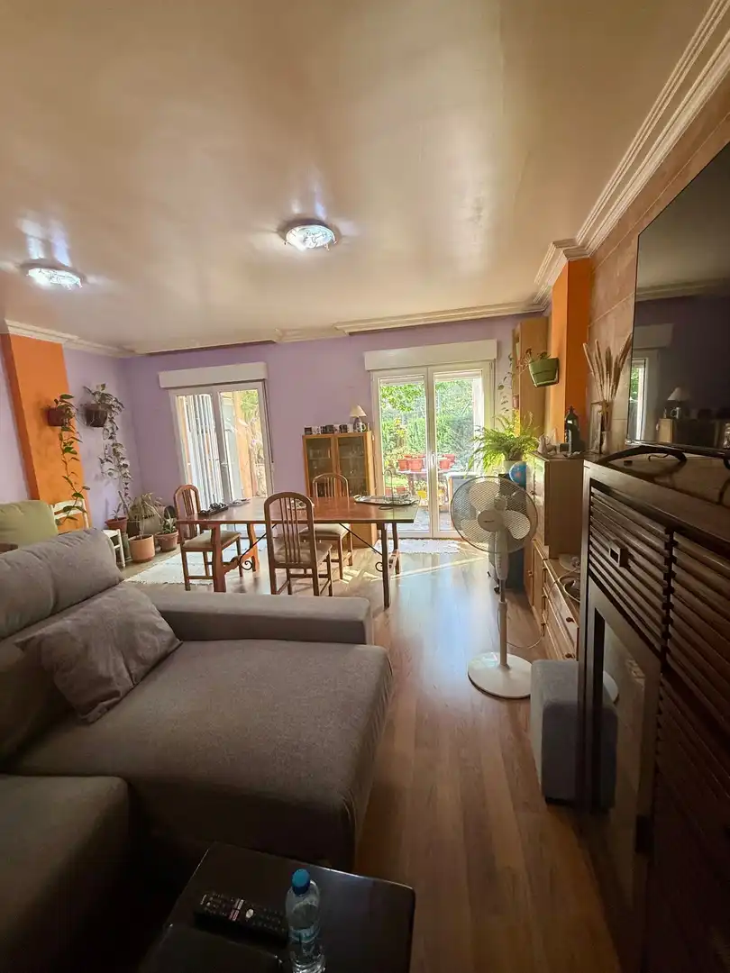 Wohnzimmer von Haus oder Chalet zum Verkauf in Villena mit Heizung, Privatgarten und Abstellraum
