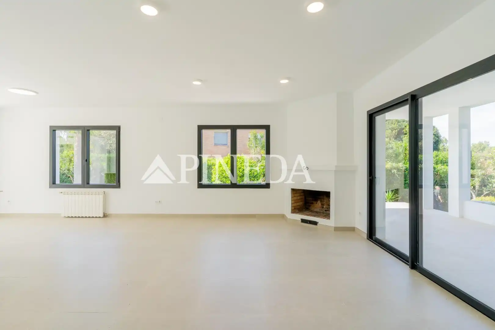 Sala de estar de Casa o chalet en venta en Puçol con Aire acondicionado, Calefacción y Terraza