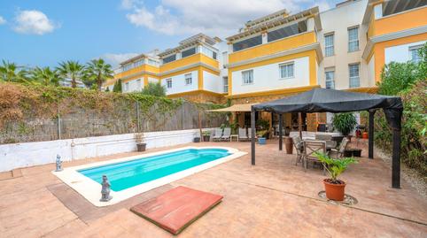 Foto 4 de Casa adosada en venta en Calahonda, Mijas