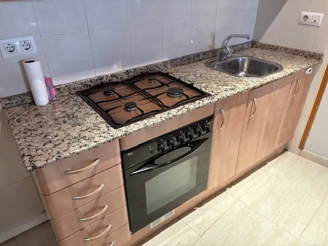 Küche von Wohnung zum Verkauf in Barcelona mit Abstellraum und Alarm