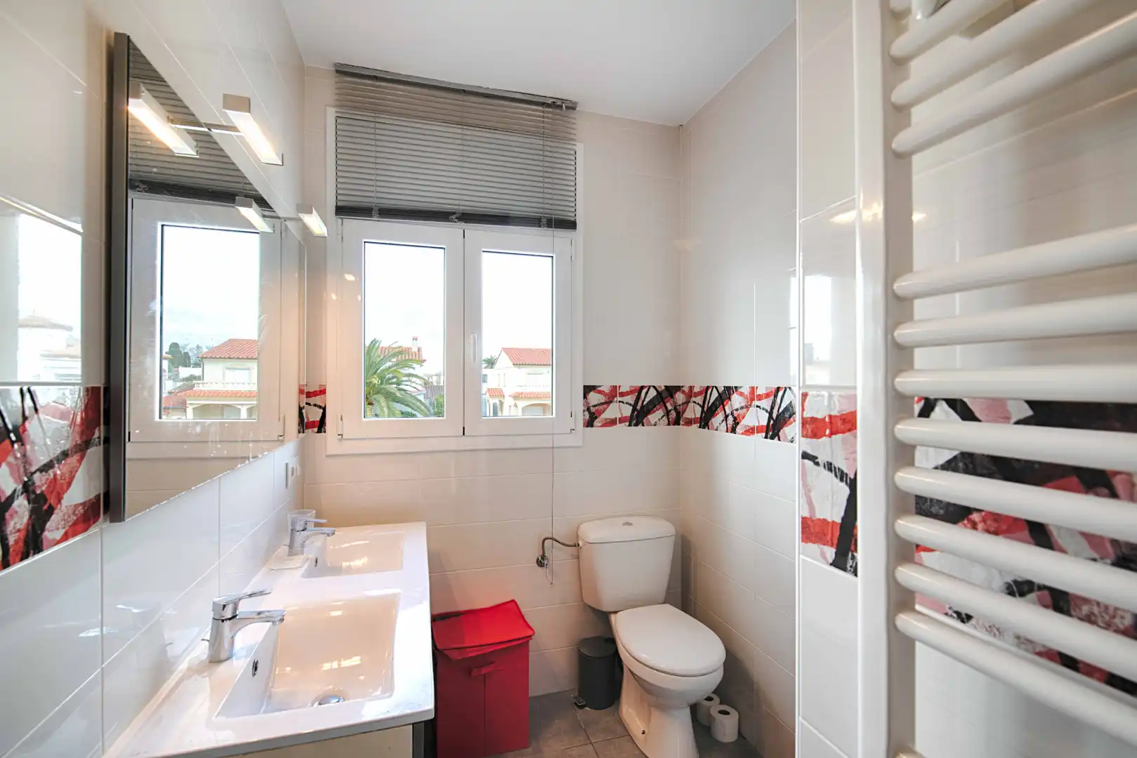 Casa con piscina en venta en Carrer Norfeu, imagen 24