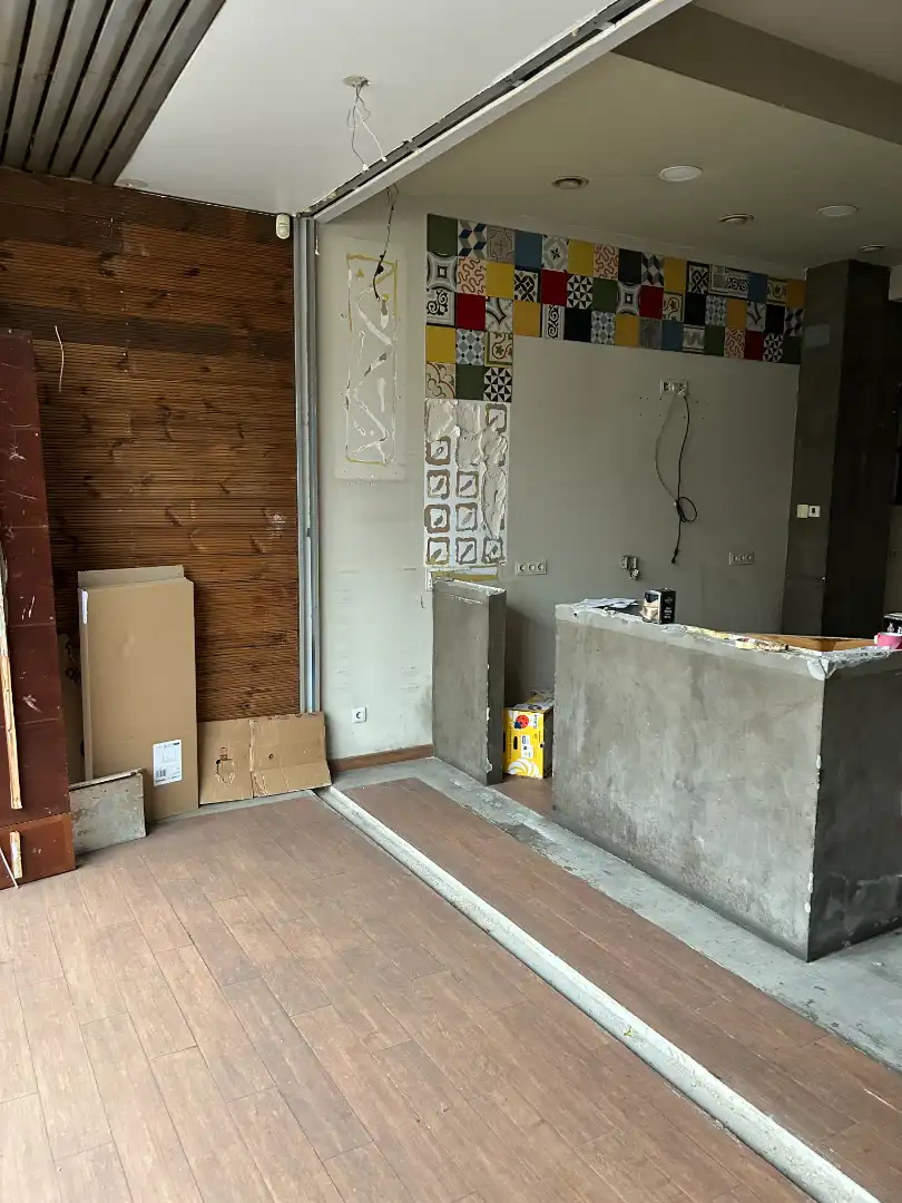 Local comercial en alquiler en Rúa Pintor Lugrís, imagen 4
