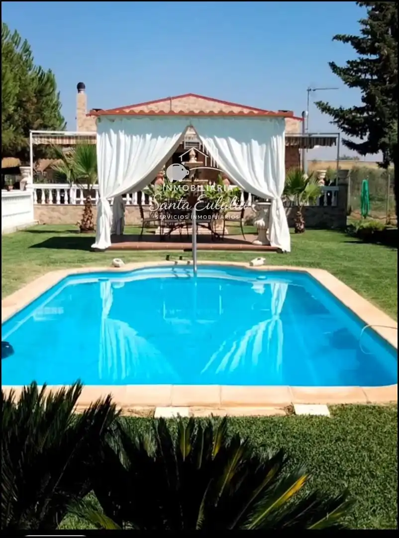 House with pool for sale in Arroyo de San Serván, imagen 8
